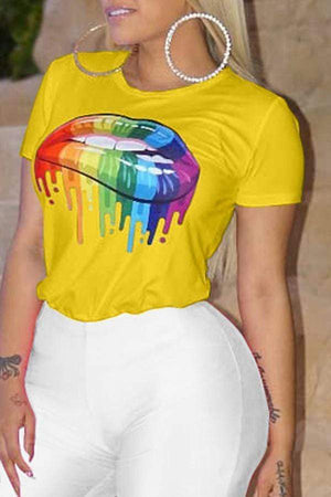 VogueRegion Casual Lip Printed T-shirt - VogueRegion