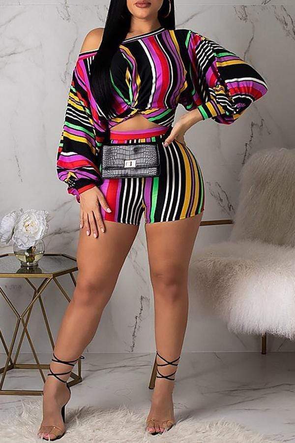 Trendy Striped Shorts Set - VogueRegion