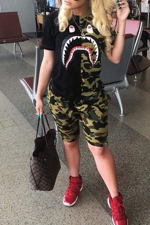 Leisure Camouflage Printed Shorts Set - VogueRegion