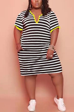 Casual V-Neck Striped Plus Size Pocket Dress