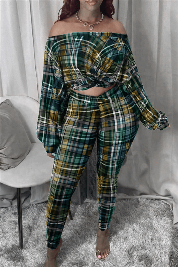 Fashion Casual Off The Shoulder Plaid Print Plus Size Set