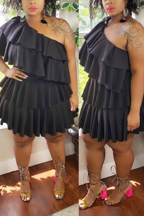 Sexy One Shoulder Pleated Plus Size Dress